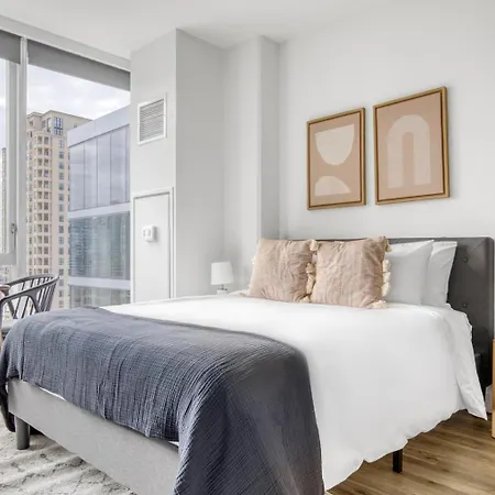 South Loop Studio W Pool Gym Nr Grant Park Chi-857